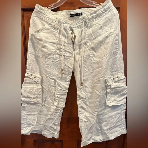 Vanilla linen cargo shorts white women’s size 9 - Picture 1 of 3